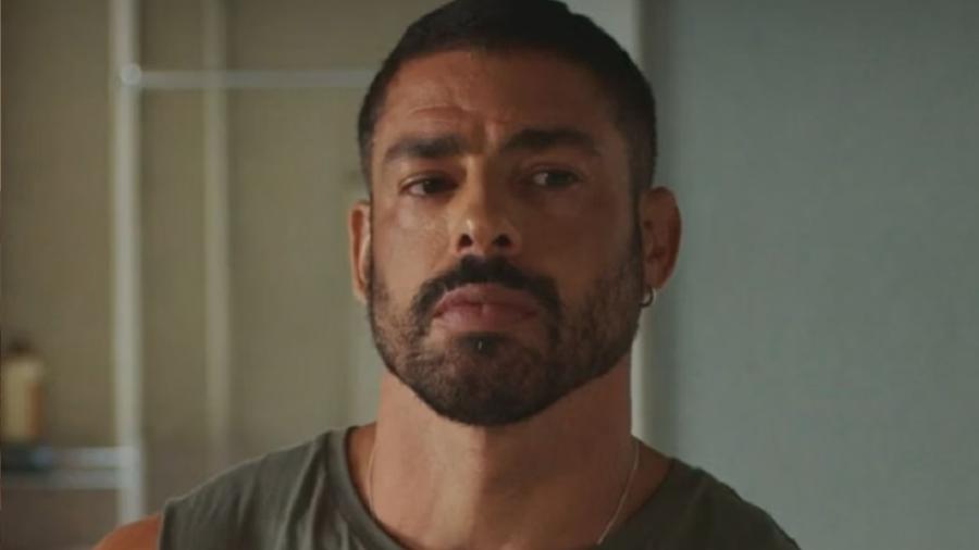 César (Cauã Reymond) em 'Vale Tudo' César (Cauã Reymond) em 'Vale Tudo'