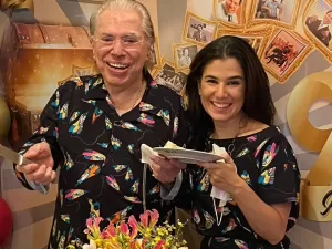 Filha resgata foto de Silvio Santos com netas: 'Eternamente grata'