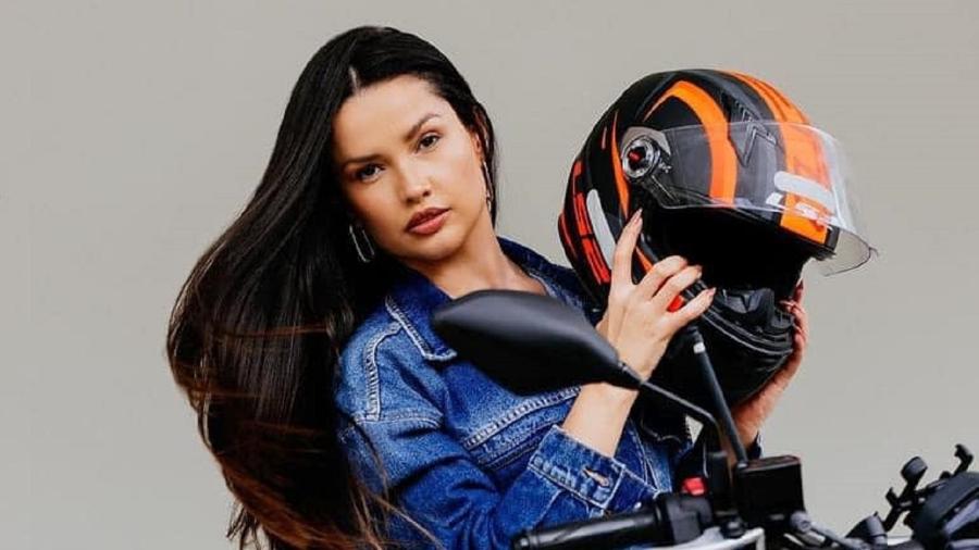 Juliette: cantora e vencedora do BBB contou sobre a paixão por motos - Reprodução/Facebook