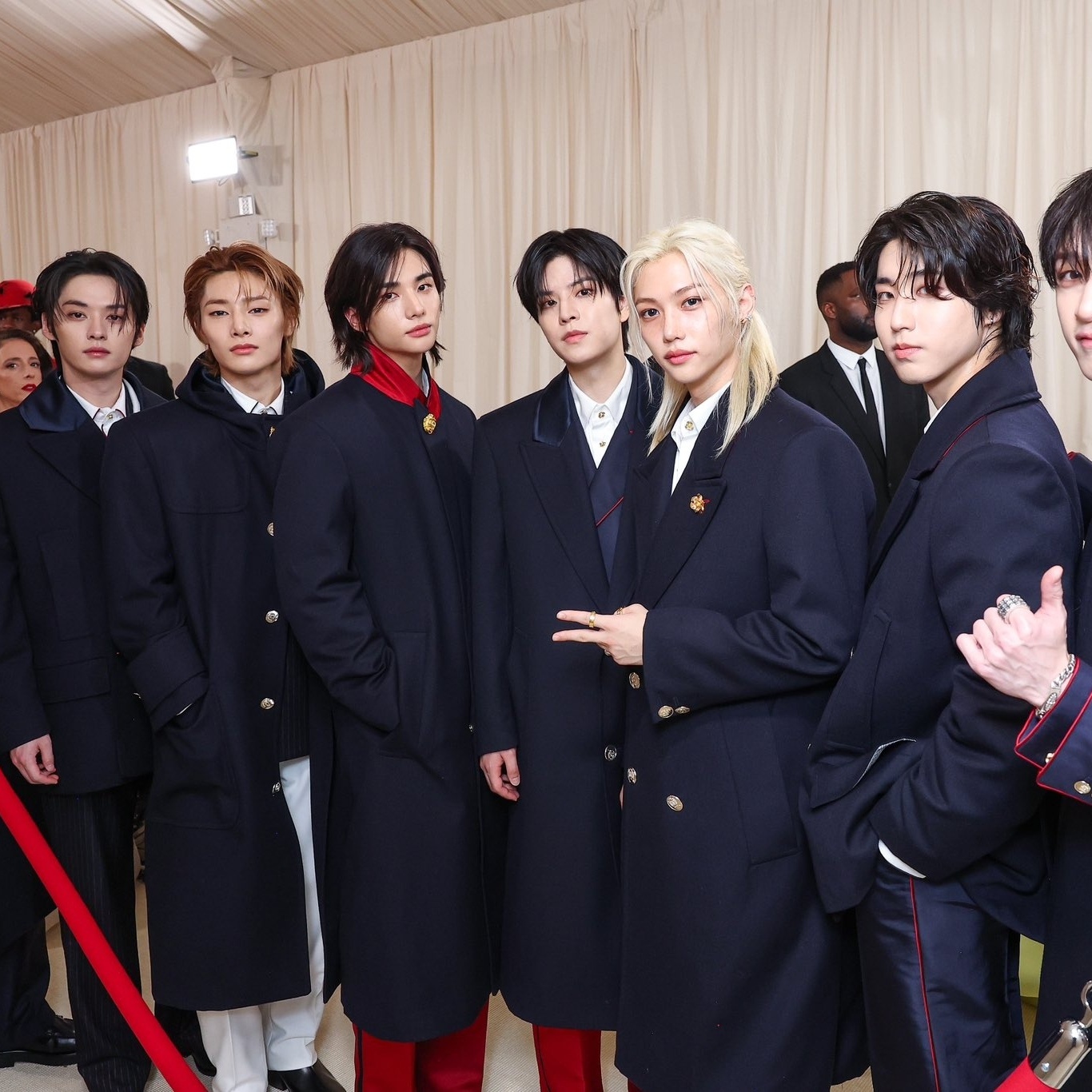 K-pop: 8 razões para 'stays' começarem a juntar dinheiro para