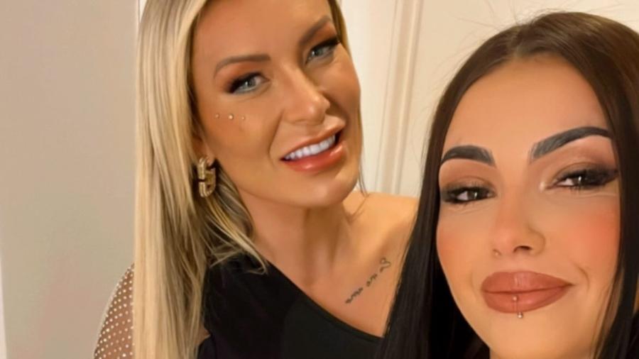 Andressa Urach vai empresariar a irmã, Pâmela Urach, no conteúdo adulto