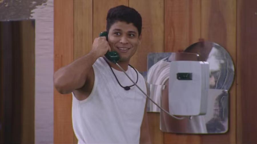 BBB 25: Guilherme realizou o sonho de 'atender' o Big Fone BBB 25: Guilherme realizou o sonho de 'atender' o Big Fone