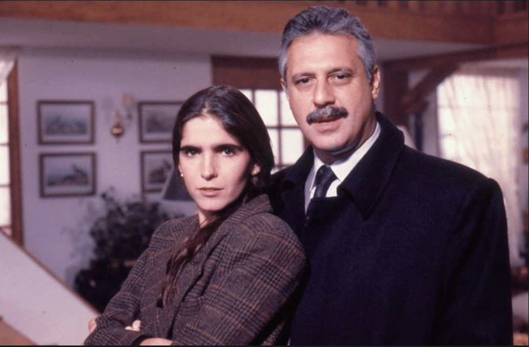 "O Dono do Mundo", de 1991, focava na vida do antiético cirurgião plástico Felipe Barreto (Antônio Fagundes), casado por interesse com Stella (Glória Pires), filha de um rico empresário - Divulgação