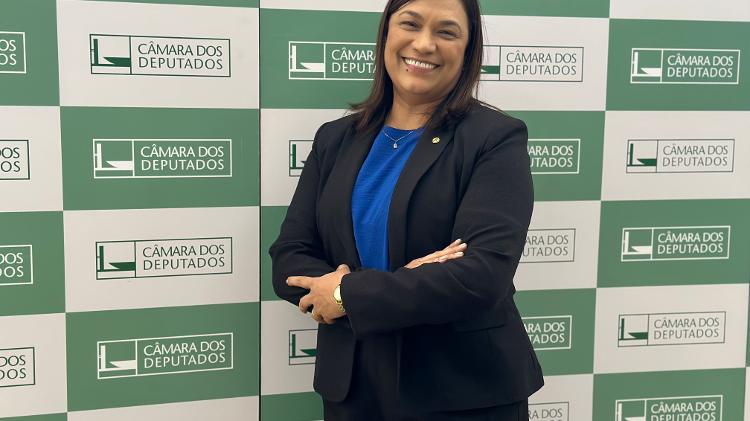 Deputada Maria Rosas 