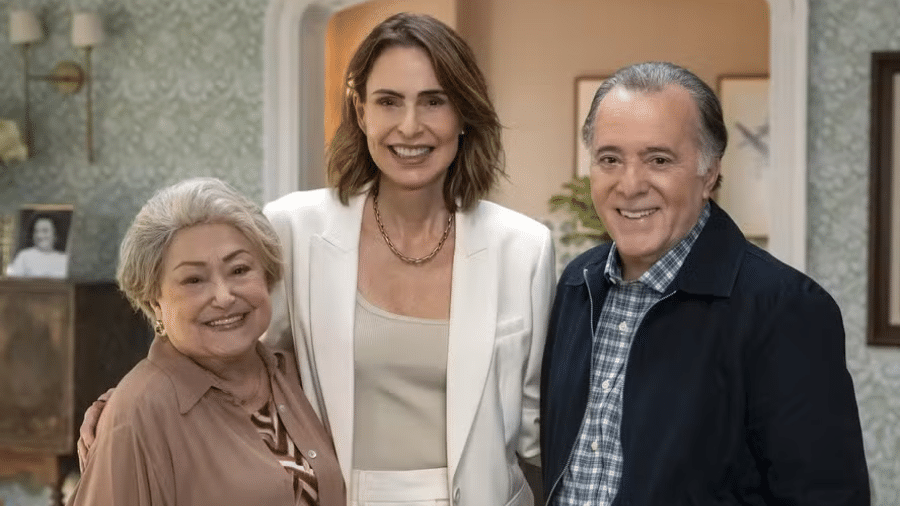 Rosa (Suely Franco), Rebeca (Silvia Pfeifer) e Abel (Tony Ramos) em 'Dona de Mim' Rosa (Suely Franco), Rebeca (Silvia Pfeifer) e Abel (Tony Ramos) em 'Dona de Mim'