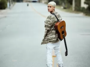 Homem trans, Nick Cruz quer deixar o pop brasileiro ainda mais diverso