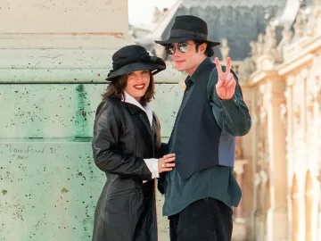 Lisa Marie Presley expôs confissão de Michael Jackson em livro: 'Virgem'