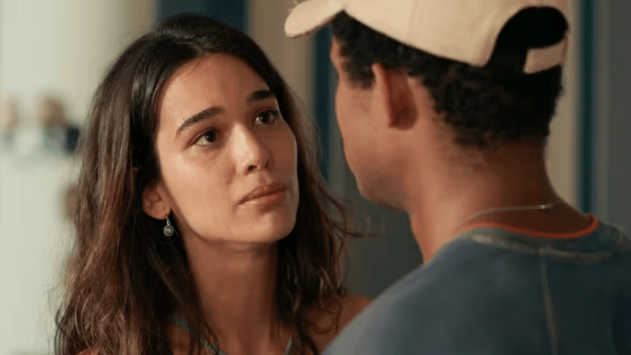 Mariana (Theresa Fonseca) e João Pedro (Juan Paiva) em "Renascer" - Divulgação/Globo