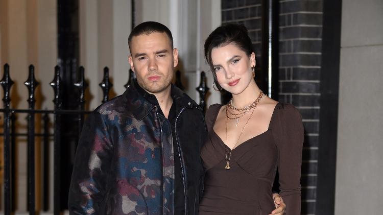 Liam e a ex-noiva, Maya Henry, em outubro de 2021