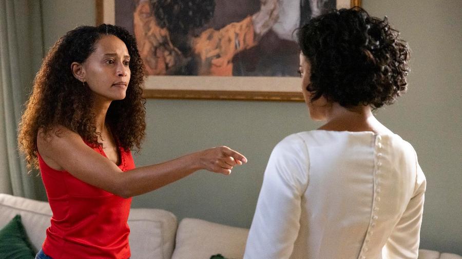 Raquel (Taís Araújo) e Maria de Fátima (Bella Campos) em 'Vale Tudo'