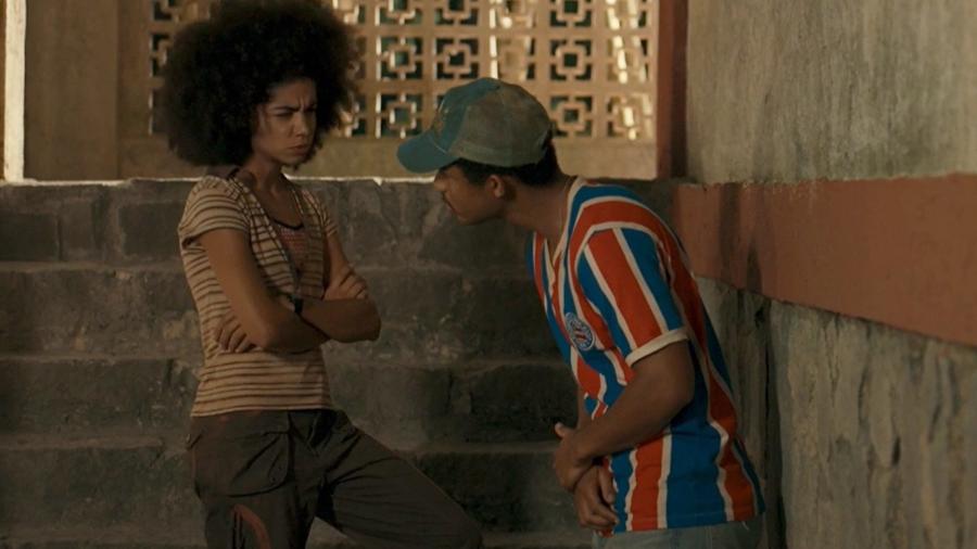 Zinha (Samantha Jones) e João Pedro (Juan Paiva) em 'Renascer'