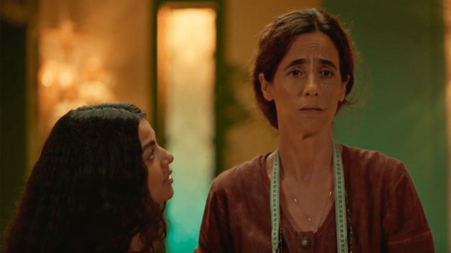 Quinota (Larissa Bocchino) e Tia Salete (Mariana Lima) em "No Rancho Fundo" - Reprodução/Globo