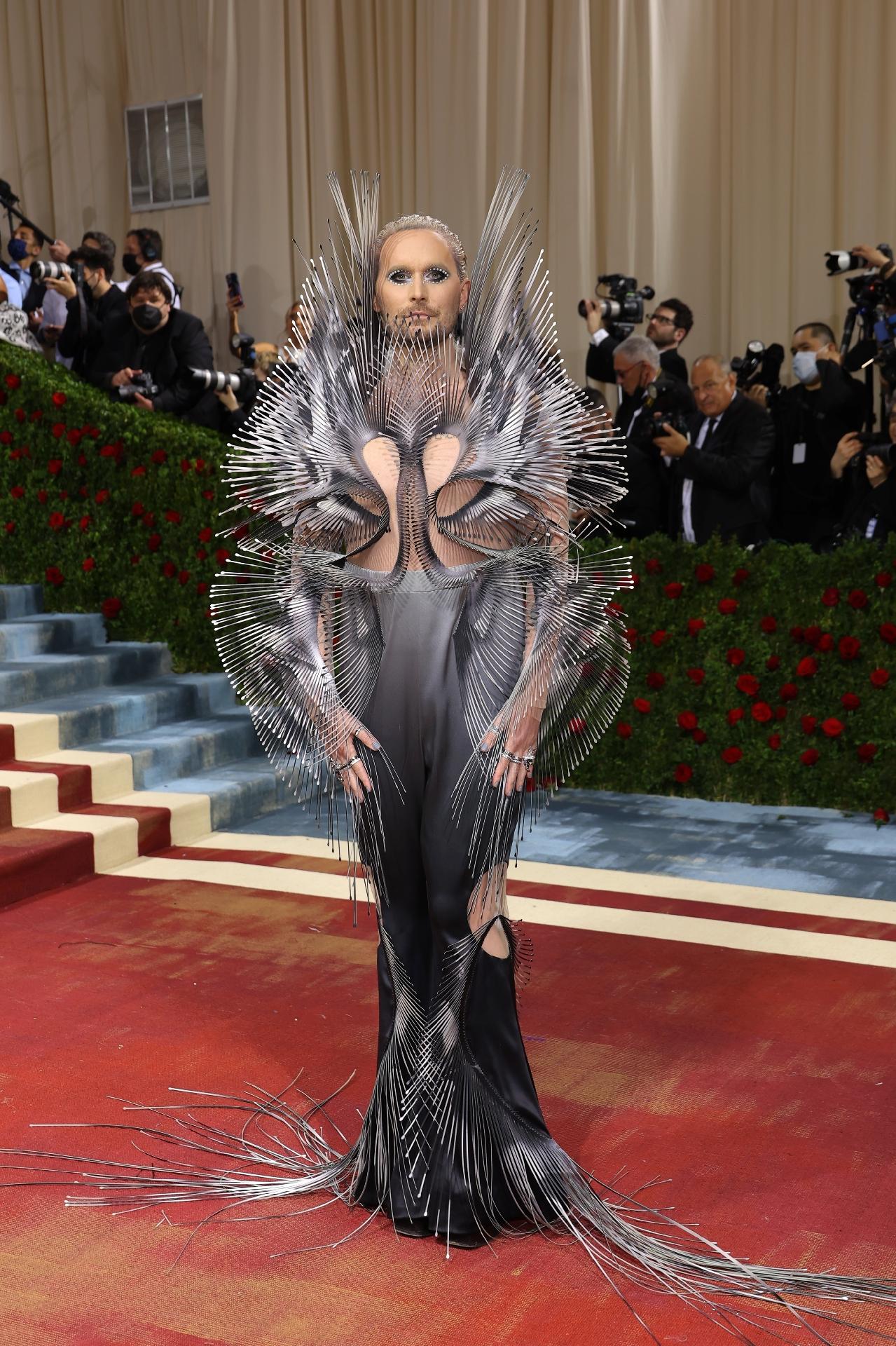 Met Gala 2022: Anitta e Megan Thee Stallion se divertem em ônibus