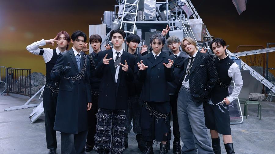 &Team em foto promocional de 'Go in Blind' &Team em foto promocional de 'Go in Blind'