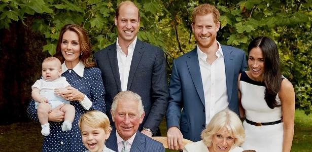 Os netos do Rei Charles: entre coroas, caretas e controvérsias?