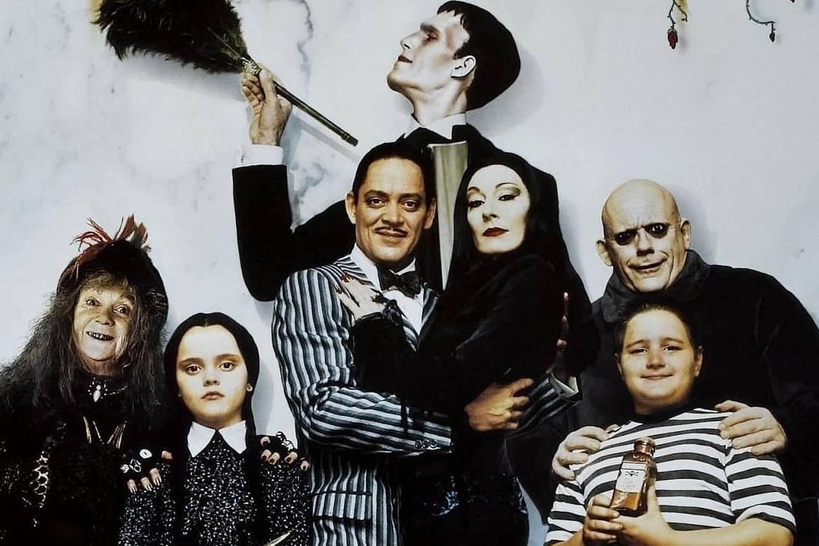 A Família Addams Saiba Como Está O Elenco Do Filme 30 Anos Depois