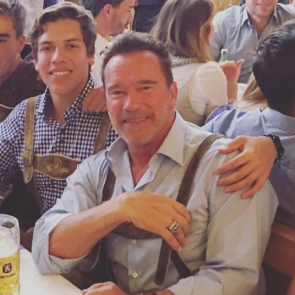 Joseph Baena e o pai, Arnold Schwarzenegger