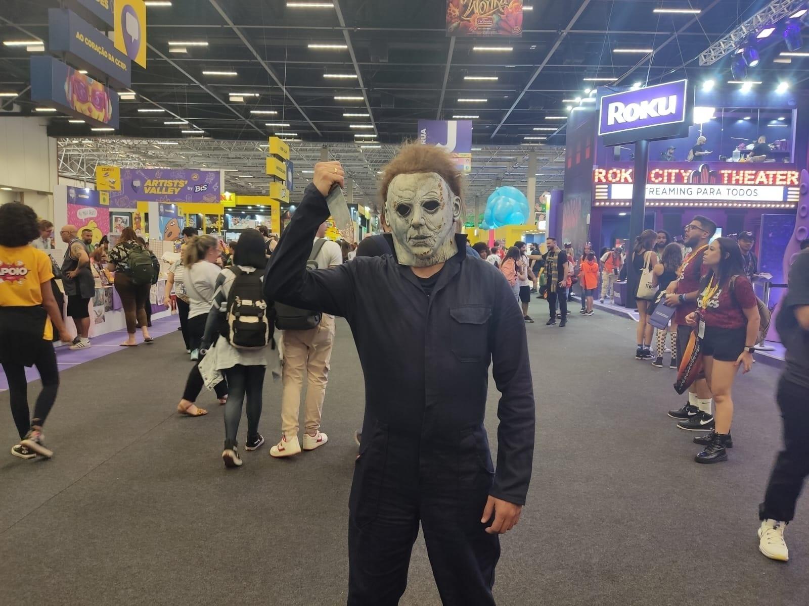 Que medo! Michael Myers passeia pela CCXP 2023 - André Zuliani;/Splash