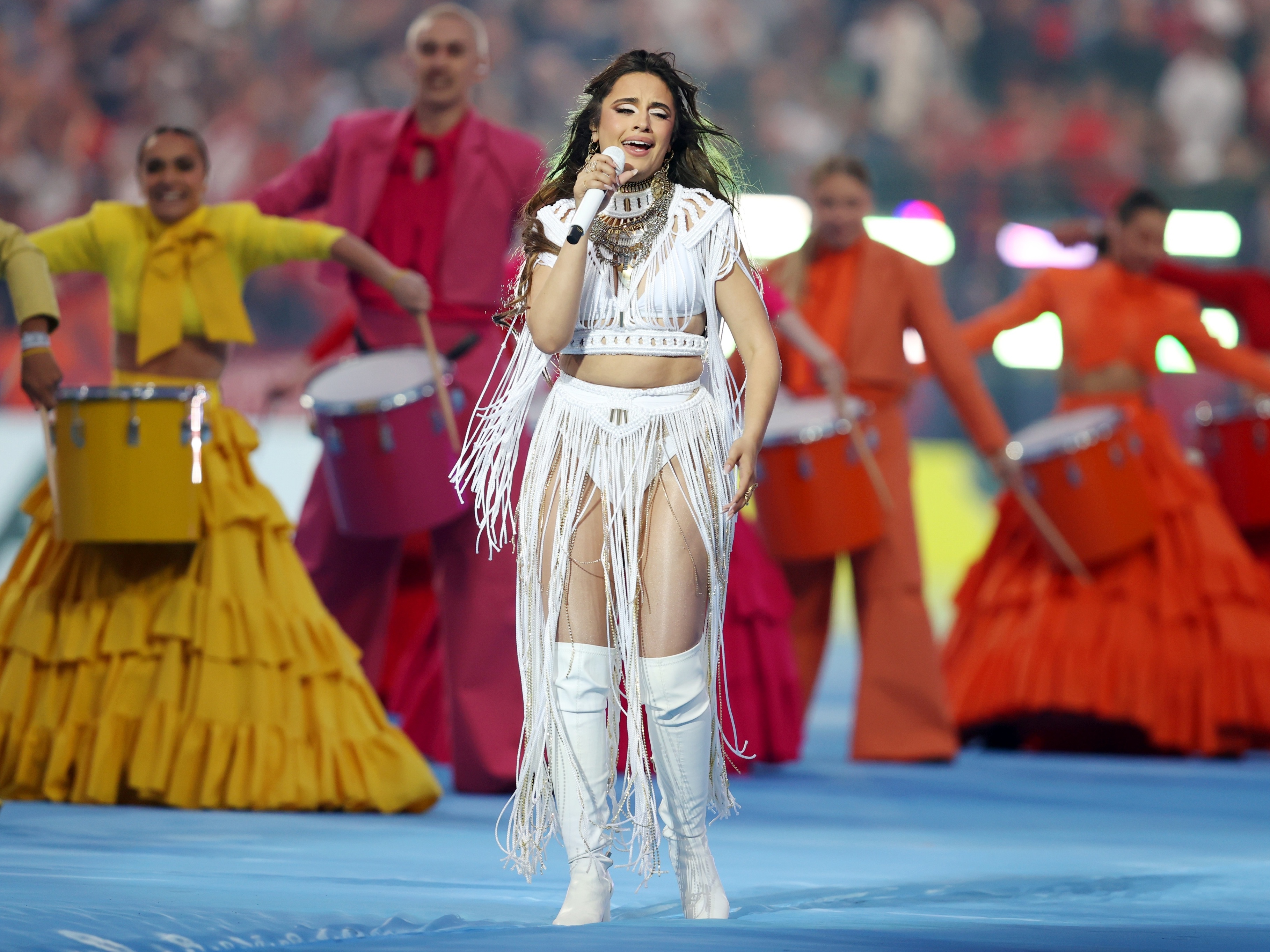 Liga dos Campeões: Camila Cabello é criticada por corpo após show