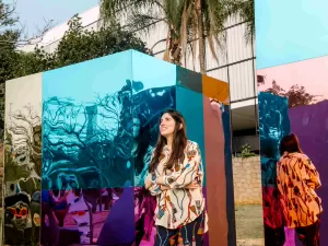 Flávia Junqueira estreia ao ar livre com exposição no Ibirapuera