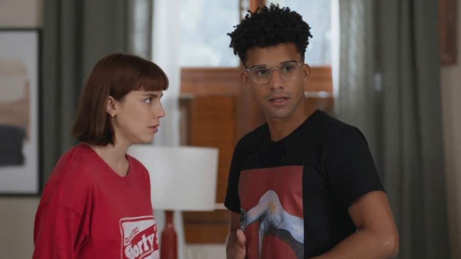 Solange (Alice Wegmann) e Sardinha (Lucas Leto) em 'Vale Tudo' Solange (Alice Wegmann) e Sardinha (Lucas Leto) em 'Vale Tudo'