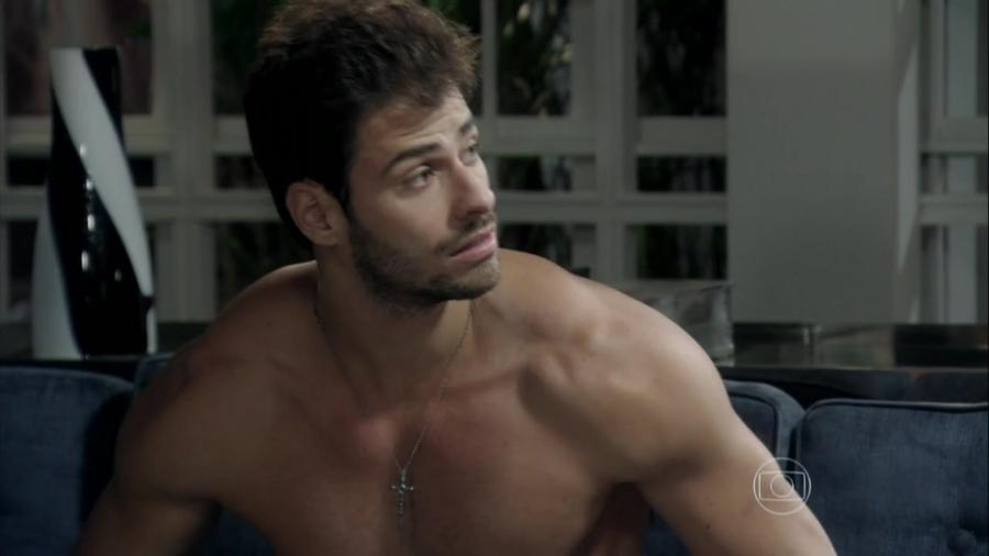 Lucas Malvacini em cena da novela 'Amor à Vida'