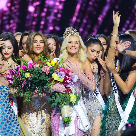 Candidatas se reúnem após dinamarquesa ser coroada Miss Universo 2024