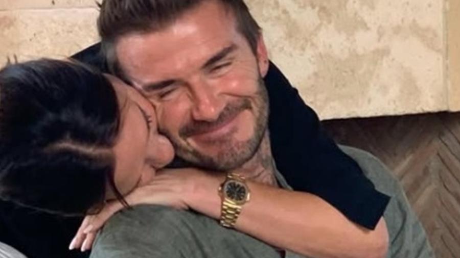 Victoria Beckham se declara a David após título de cavaleiro Victoria Beckham se declara a David após título de cavaleiro