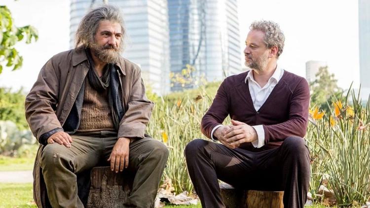 Cena de 'O Vendedor de Sonhos', disponível na Netflix Cena de 'O Vendedor de Sonhos', disponível na Netflix