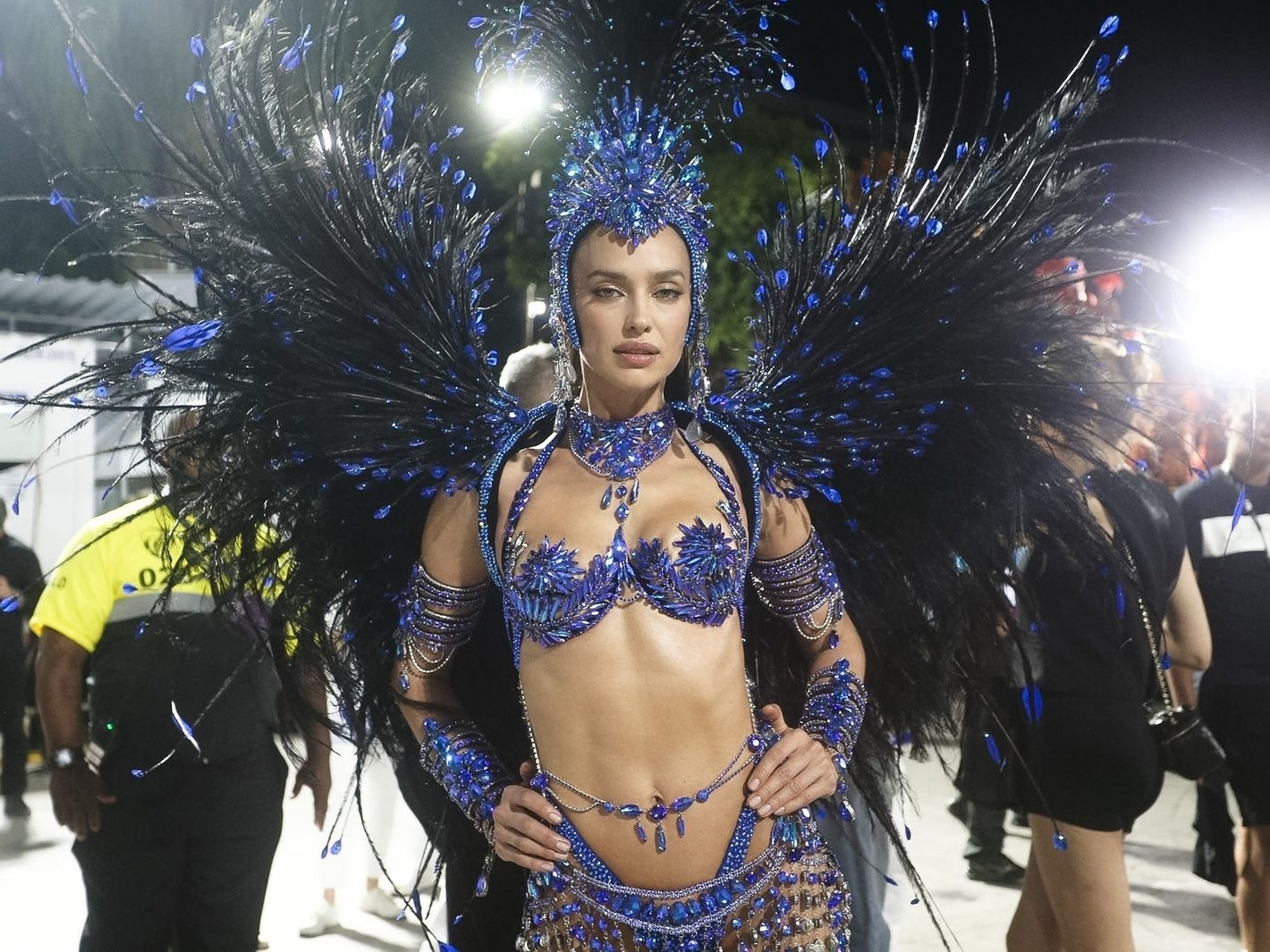 Carnaval: ex de Cristiano Ronaldo comemora desfile na Beija-Flor