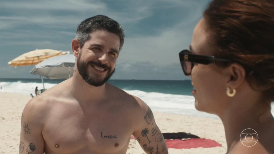 Eriberto (Pedro Neschling) e Kika (Juliane Araújo) em 'Renascer'