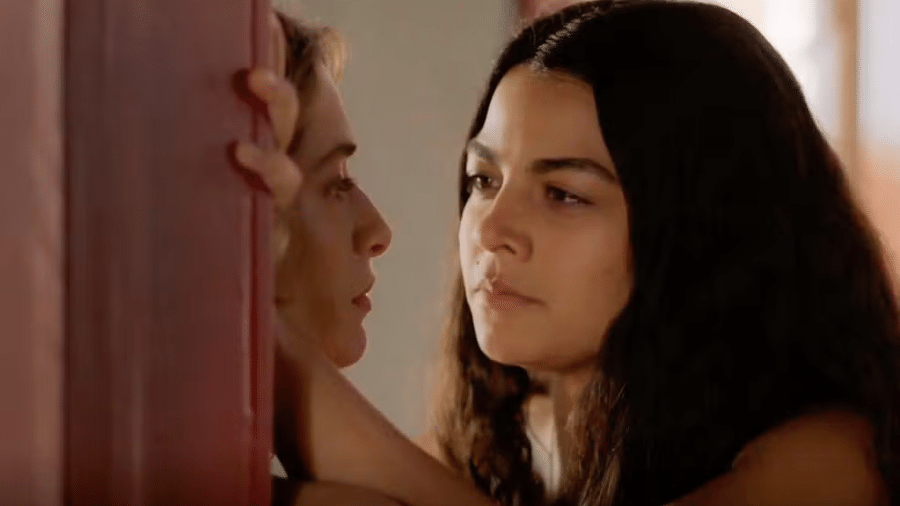 Blandina (Luisa Arraes) e Quinota (Larissa Bocchino) em "No Rancho Fundo" - Divulgação/Globo