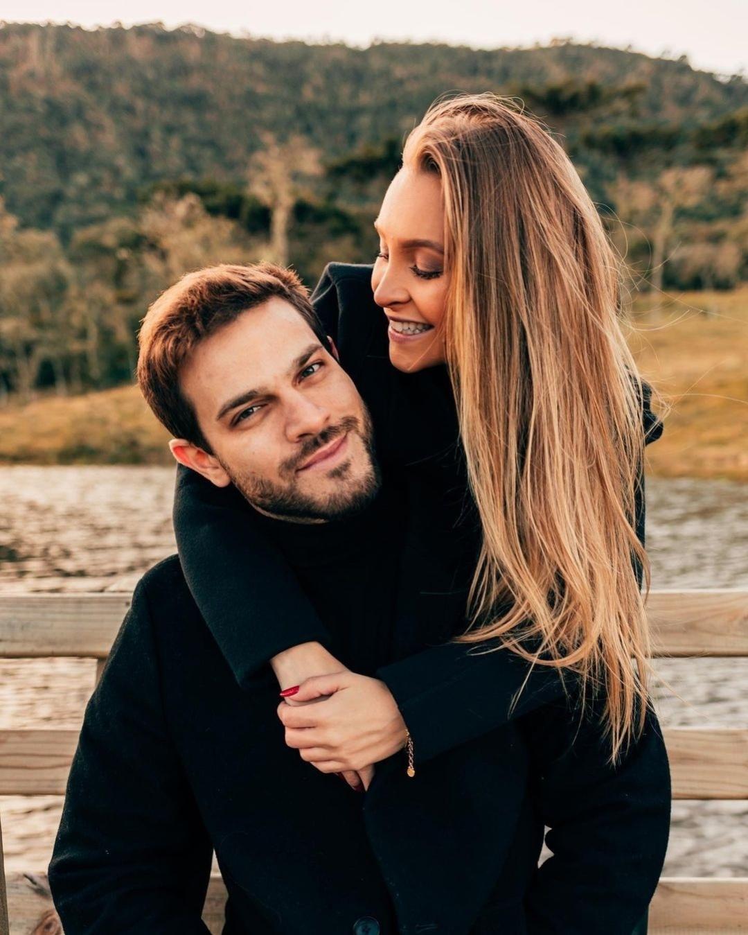 Carla Diaz e Felipe Becari - Reprodução/Instagram