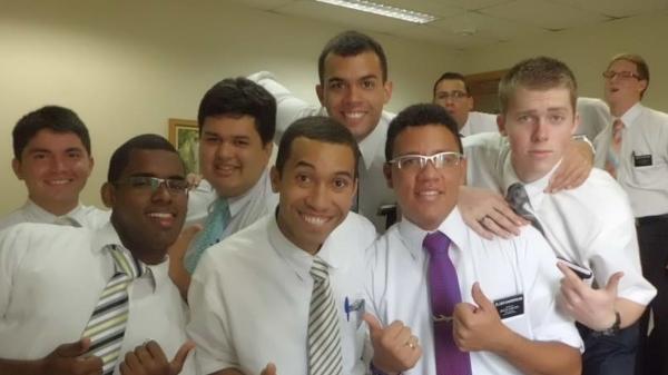 Gilberto com o grupo de missionários da Missão São Paulo Norte