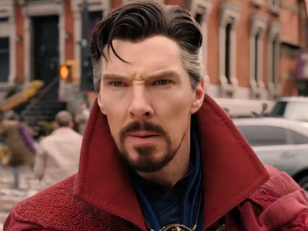 Benedict Cumberbatch aparece pela 1ª vez como Doutor Estranho