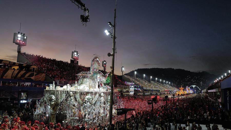 Segunda noite de desfile da Sapucaí