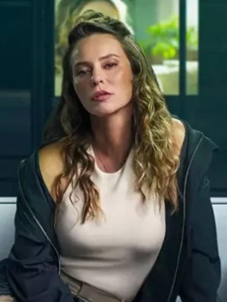Paolla Oliveira é Heleninha Roitman em 'Vale Tudo' Paolla Oliveira é Heleninha Roitman em 'Vale Tudo'