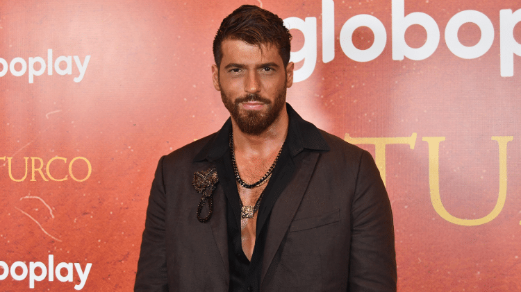 Can Yaman marcou presença no lançamento de "El Turco" no Rio de Janeiro Can Yaman marcou presença no lançamento de "El Turco" no Rio de Janeiro