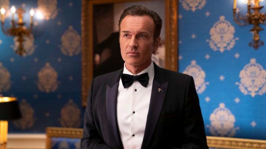 Julian McMahon em 'Assassinato da Casa-Branca' Julian McMahon em 'Assassinato da Casa-Branca'