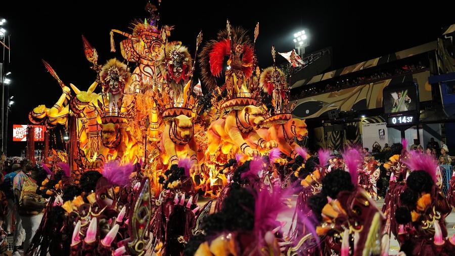 Desfile da Viradouro, grande campeã do Carnaval 2024