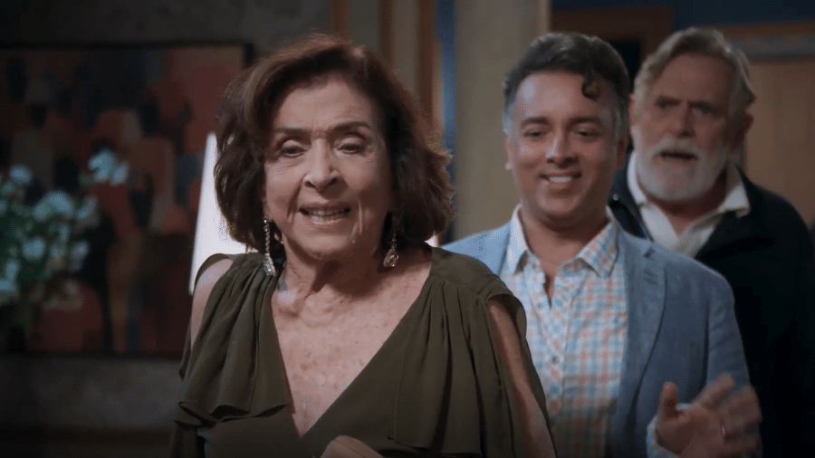 Belisa (Betty Faria), Gigi (Rodrigo Fagundes) e Rodolfo (José de Abreu) em "Volta por Cima" - Reprodução/Globo