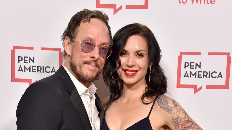 Scott Shriner e Jillian Lauren
