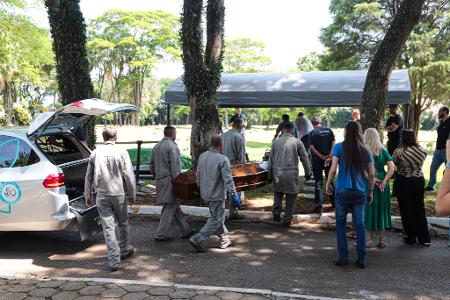 PC Siqueira é sepultado em SP