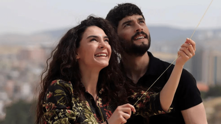 Reyyan e Miran em "Hercai - Amor e Vingança" - Divulgação/Globo