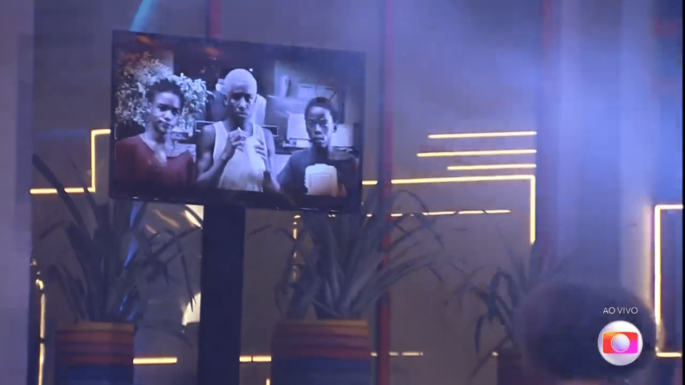 BBB 22: Filmes estrelados por Douglas na decoração - Reprodução/Globoplay