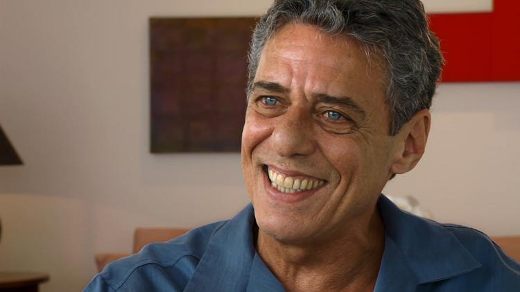 Chico Buarque em cena do documentário "Uma noite em 67".