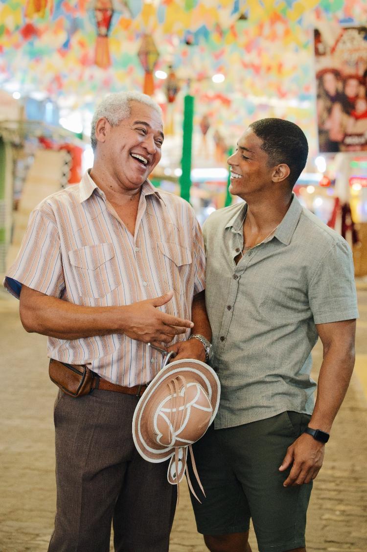 Luisão (Adélio Lima) e Marlon (Humberto Morais) em 'Dona de Mim' Luisão (Adélio Lima) e Marlon (Humberto Morais) em 'Dona de Mim'