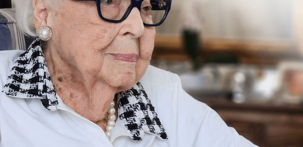 Dona Jô Clemente completa 100 anos e celebra legado pioneiro