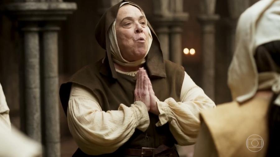 Noemi Gerbelli como Madre Benedita em "Deus Salve o Rei" - Reprodução/Globoplay