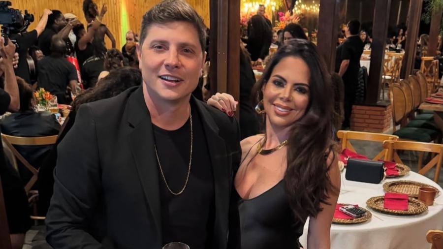 Alexandre Thomaz e Renata Giaffredo anunciam gravidez - Reprodução/Instagram